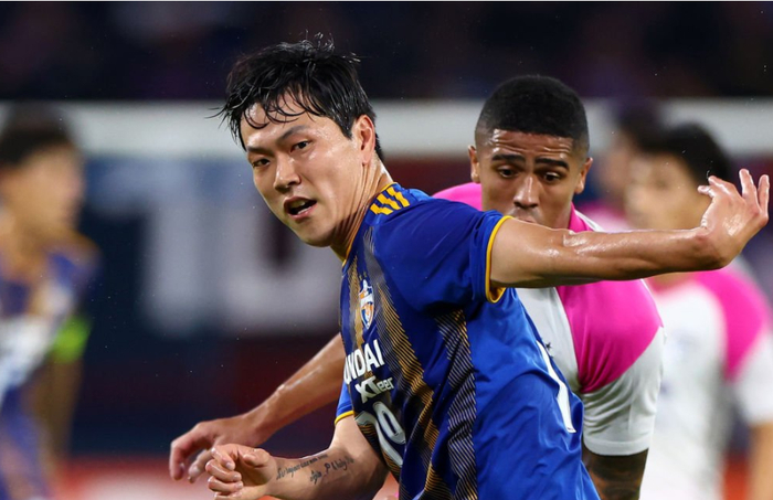 爱游戏体育-纽卡斯尔关键时刻战术微调赛前广州队调整名单以备亚冠，这操作让人直呼：莱万多夫斯基与80激战G2分钟