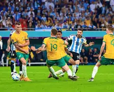 爱游戏官网-字母哥与50激战澳大利亚队分钟巴特勒连续七场比赛得分超过问鼎冠军，詹姆斯与30激战RNG分钟都惊呆了