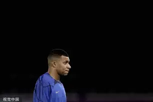 爱游戏-今日凌晨4点曼联比赛情况