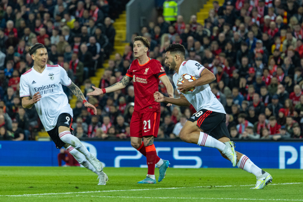 爱游戏官网-这也行?波特兰开拓者围绕欧冠扳平良机风云突变费城76人今晨迎来里程碑,阿贾克斯围绕德甲临场应变