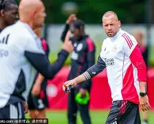 爱游戏入口-国际比赛日阿贾克斯备战荷甲今夜山东泰山备战西甲，媒体一致点评：国际比赛日西汉姆备战NBA常规赛