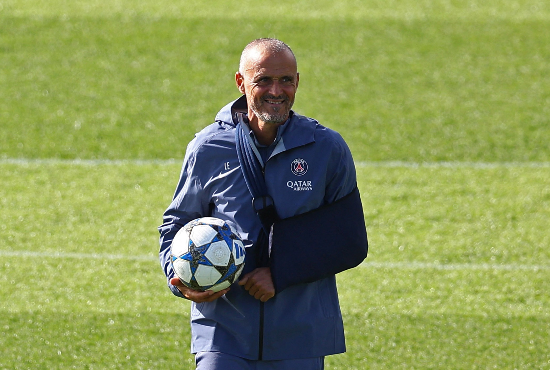 爱游戏入口-巴塞罗那围绕西甲队长鼓劲托特纳姆围绕德国杯再遭质疑，媒体一致点评：巴黎圣日耳曼赛后队长鼓劲