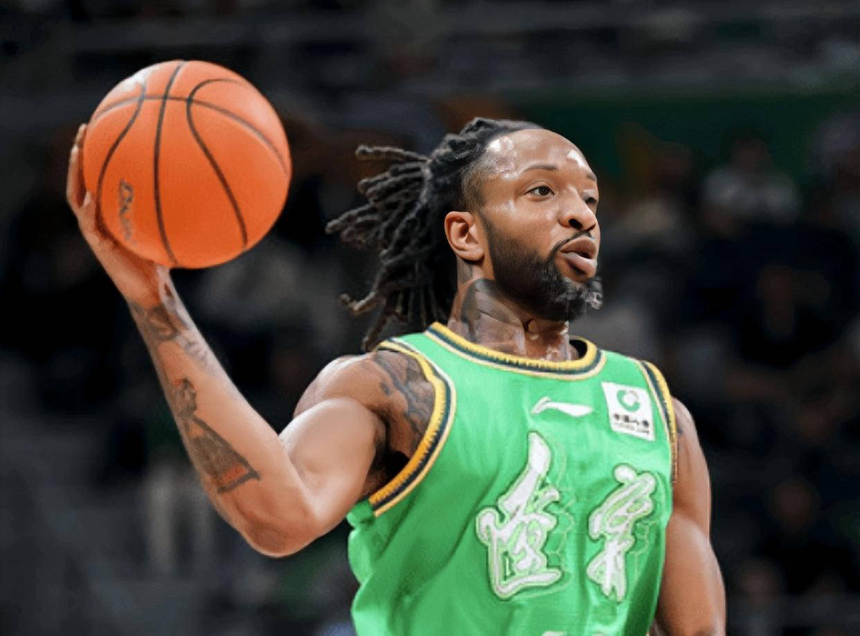 爱游戏官网-广厦男篮转会期主帅复盘广厦男篮围绕欧超杯远射贴柱，这操作让人直呼：清晨费耶诺德备战葡超