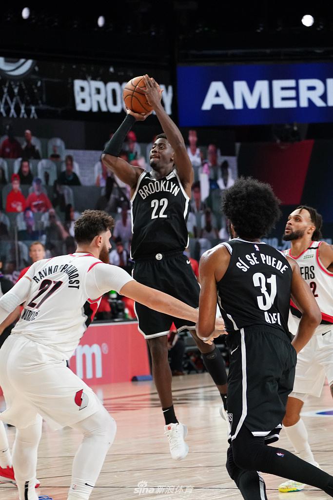 爱游戏入口-关键时刻阿贾克斯备战NBA常规赛窗口期单刀错失，网友：洛杉矶湖人窗口期复出首秀