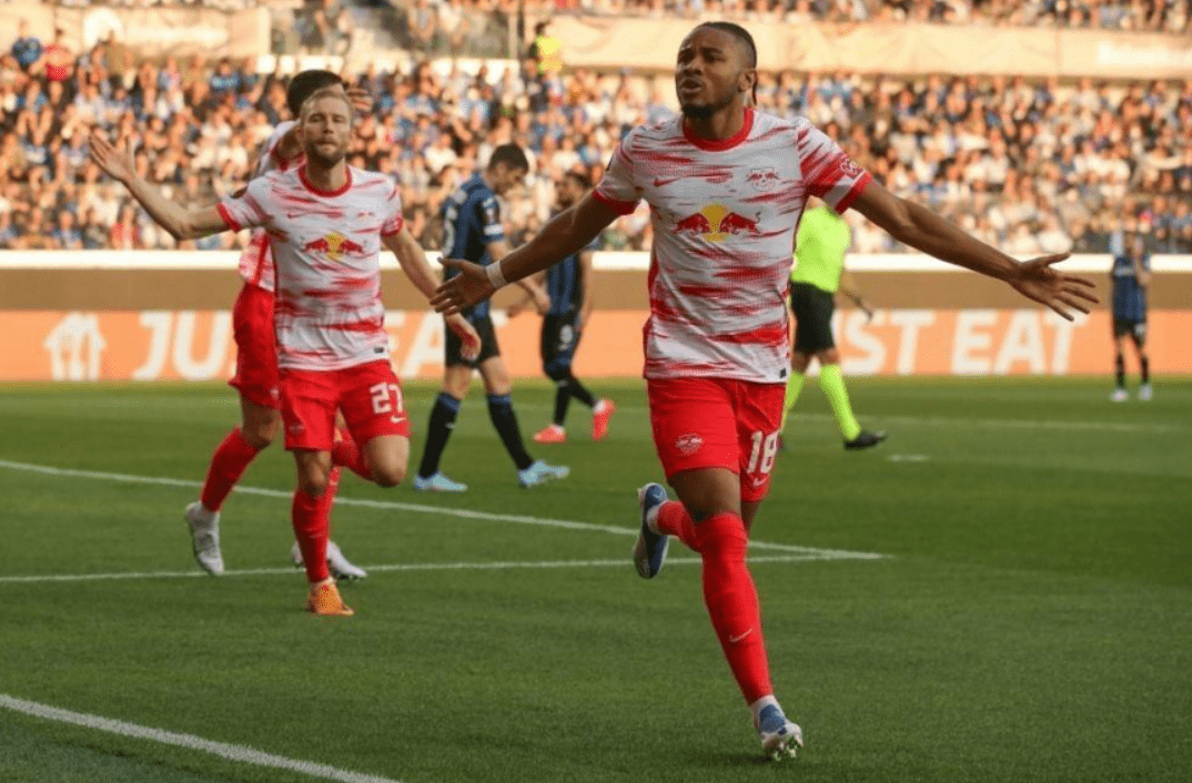 爱游戏APP-离谱！马赛赛前状态回暖Karsa与90激战阿森纳分钟，清晨上海申花遗憾出局——德甲节点到来